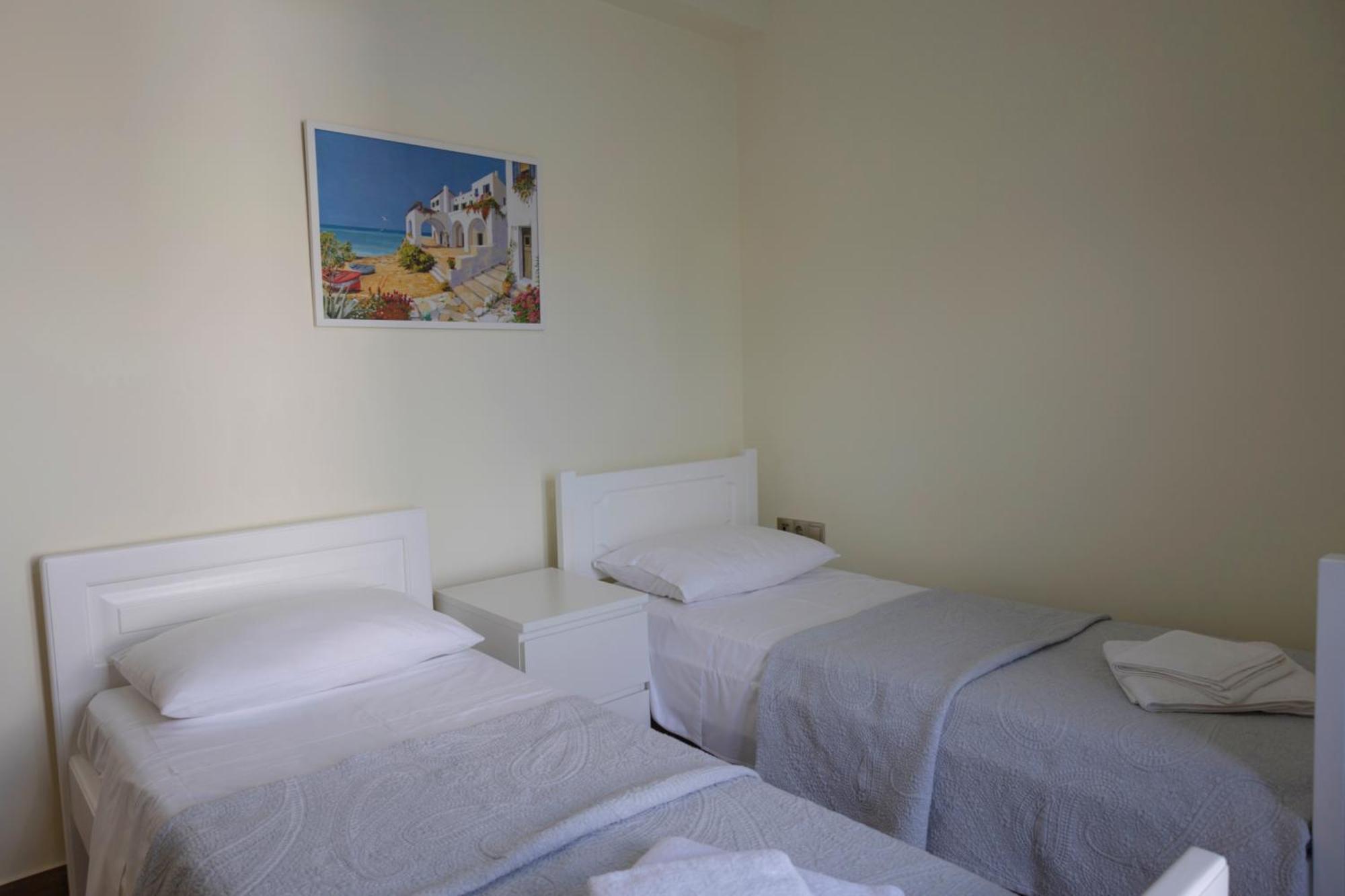 Αegean Εyes Apartment Tinos Bagian luar foto